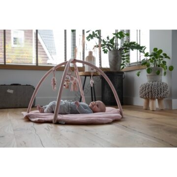 LD4845 Little Dutch Pehme mängumatt-lamamismatt rippuvate leludega ocean pink-10
