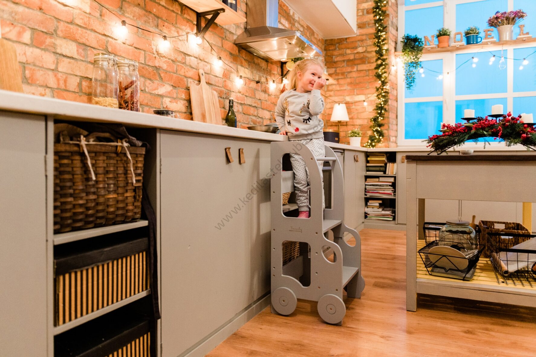 Laste köögitorn-pukk reguleeritava kõrgusega-12