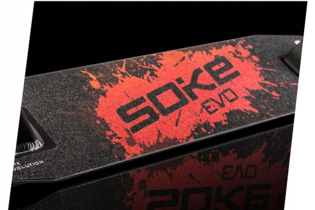 TrikitC3B5ukeratas-SOKE-EVO2C-must-punane-6-medium