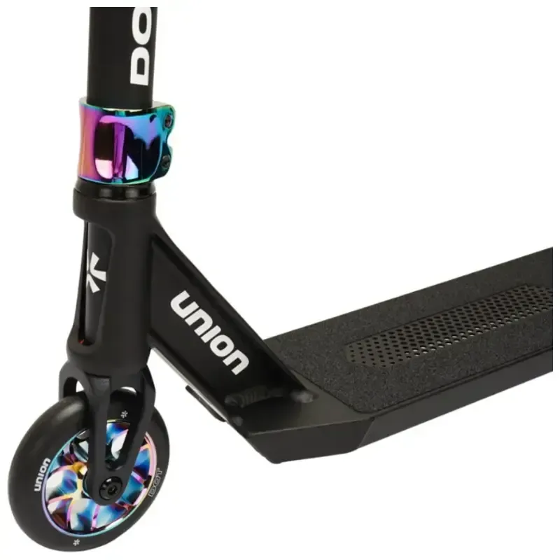 union-dot-m-scooter-black-neochrome_12-medium