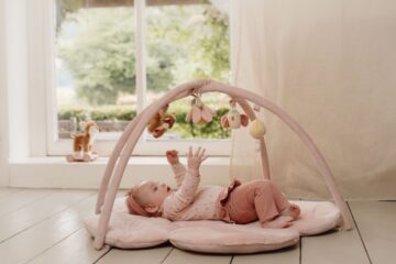Мягкий игровой коврик Little Dutch с подвесными игрушками «Fairy Garden» GRS